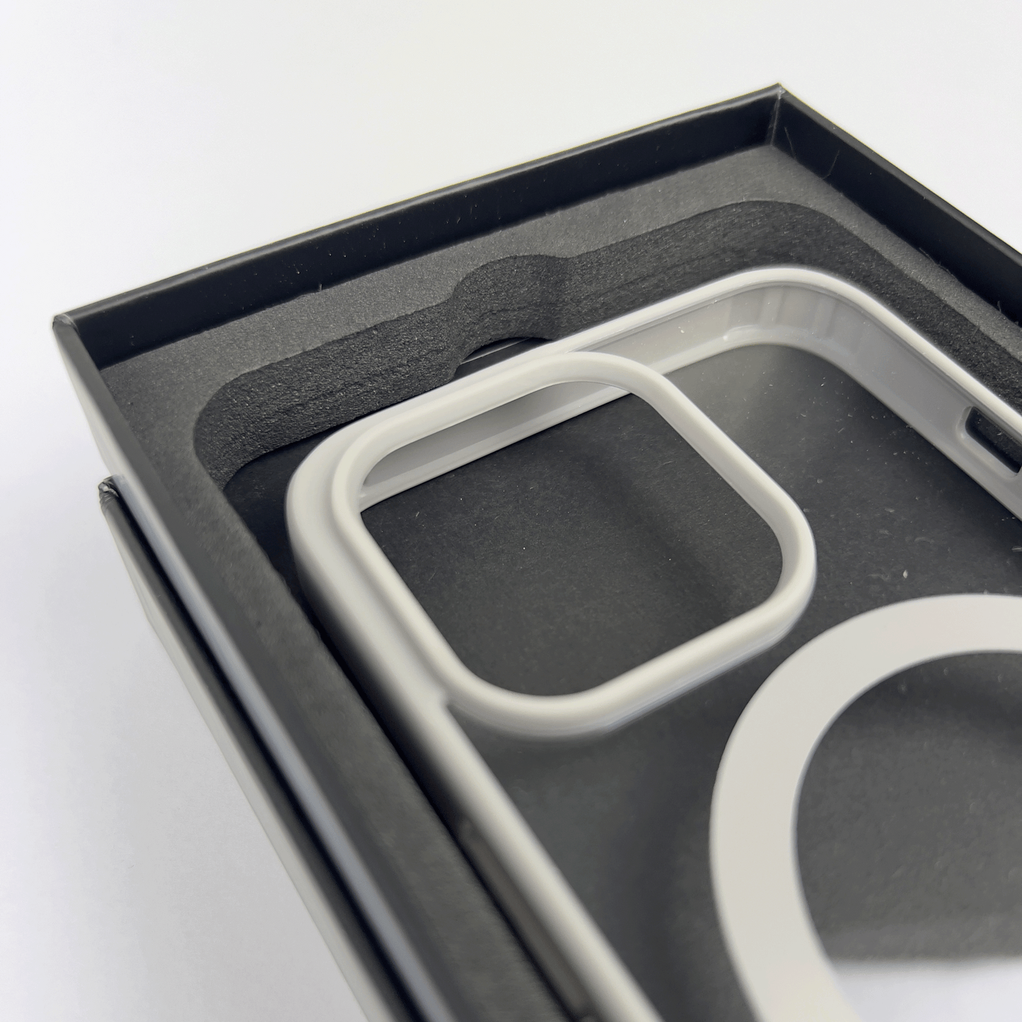 NEUTRAL GREY CLEAR CASE