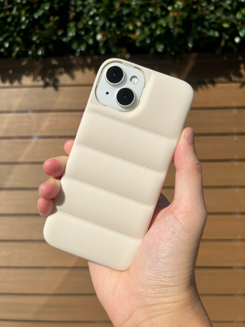 CREME WHITE PUFFER CASE