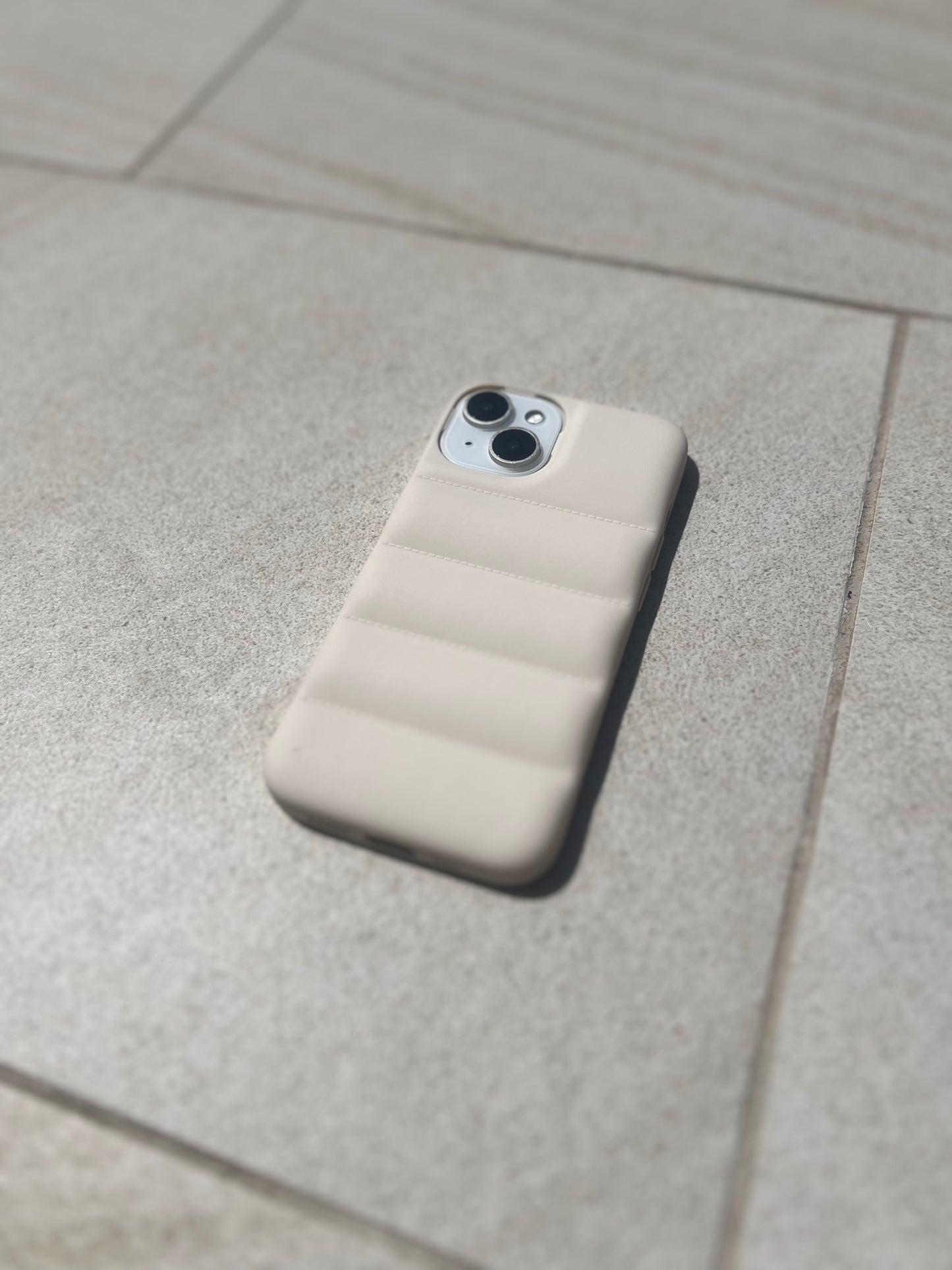 Crème White Puffer Case